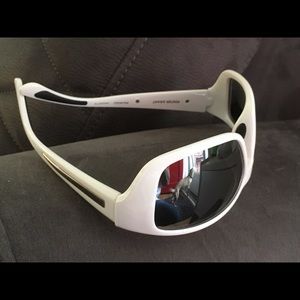 FOSTER GRANT SUNGLASSES EG1218 WHITE